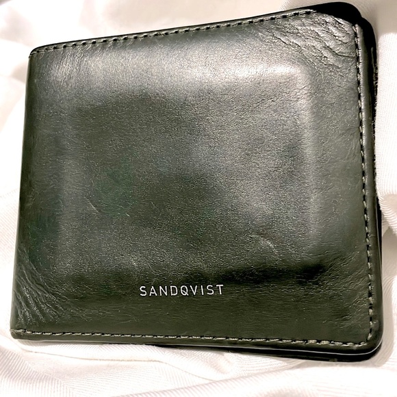 Sandqvist Manfred Bi-Fold Wallet in Army Green - Picture 8 of 11